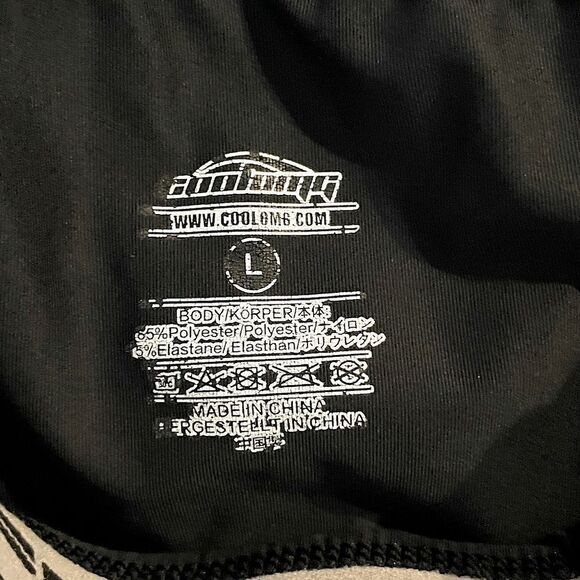Coolomg Youth, Black, Athletic Compression Shorts. Size Large. - Picture 3 of 3
